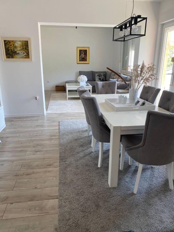 Apartment Angelina Чаплина Экстерьер фото